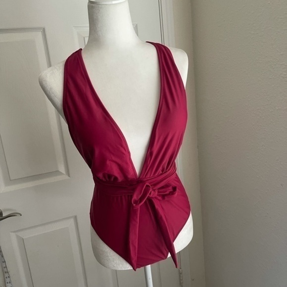 NWT Cupshe alter neck one piece bikini - Picture 6 of 8